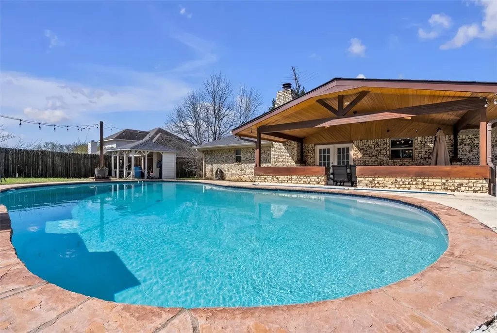 311 Shady Oak Road Keene TX 76059