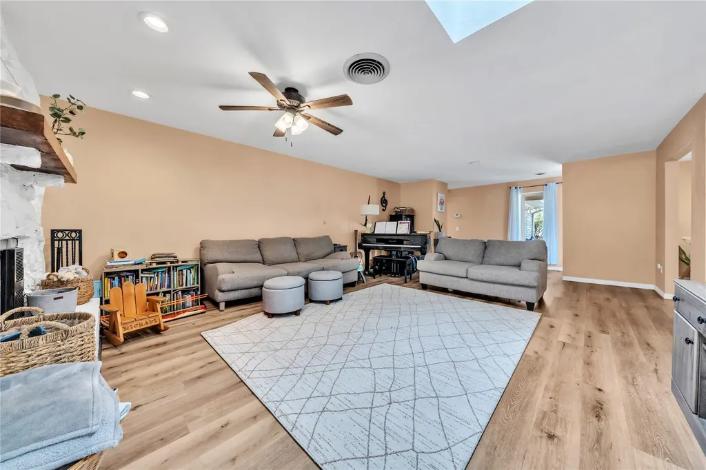 311 Shady Oak Road Keene TX 76059