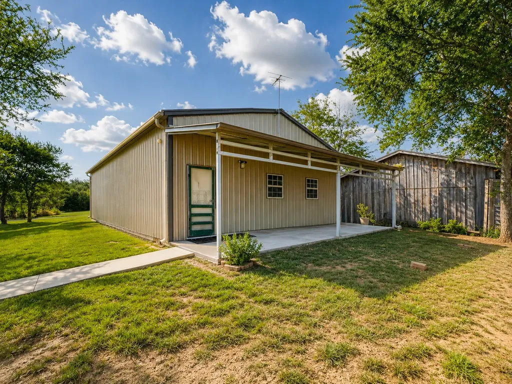711 Crows Point Lake Bridgeport TX 76426