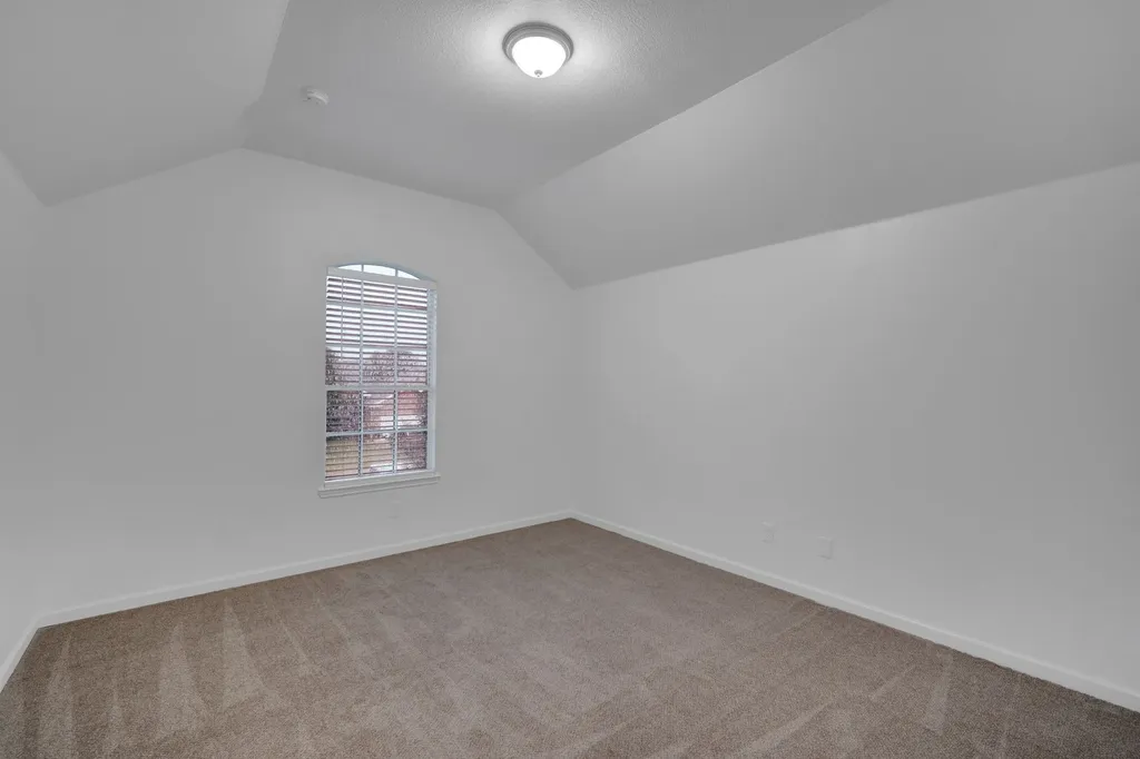 1113 Skylark Drive Burleson TX 76028