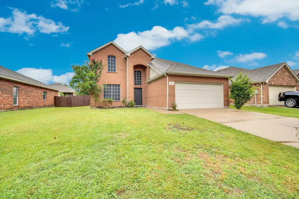 1113 Skylark Drive Burleson TX 76028