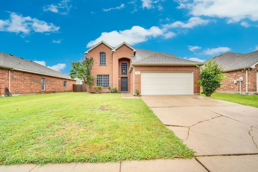 1113 Skylark Drive Burleson TX 76028
