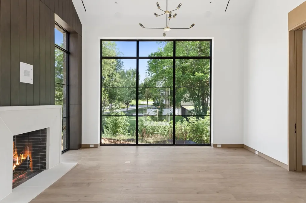 1525 Meandering Way Drive Westlake TX 76262