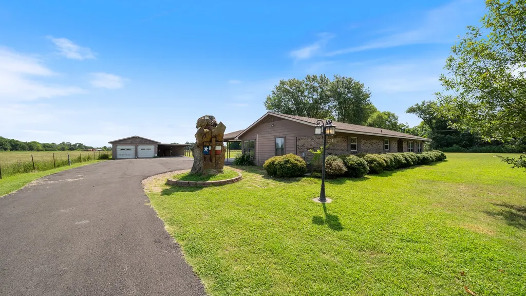 20530 State Highway 64 Canton TX 75103