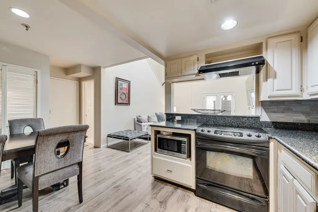 3906 Buena Vista Street Dallas TX 75204