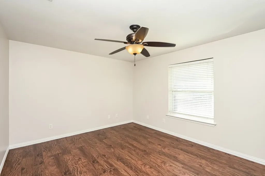 2057 Spinnaker Lane Azle TX 76020