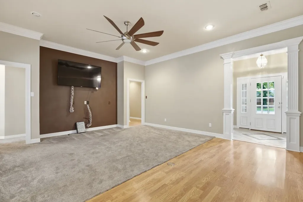 4117 Hollow Oak Circle Tyler TX 75707