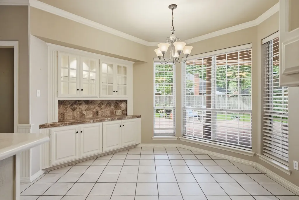 4117 Hollow Oak Circle Tyler TX 75707