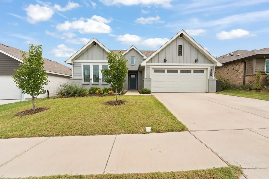 628 Turtle Creek Park Trail Alvarado TX 76009