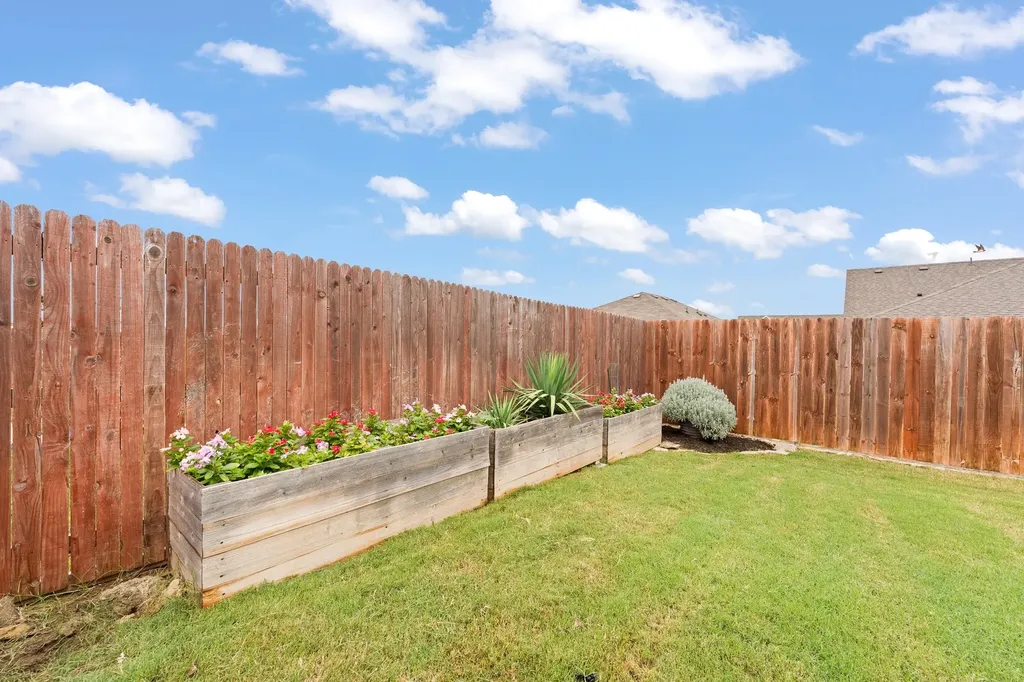 628 Turtle Creek Park Trail Alvarado TX 76009