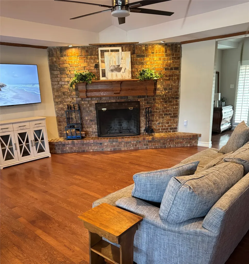 202 Suntide Drive Sunnyvale TX 75182