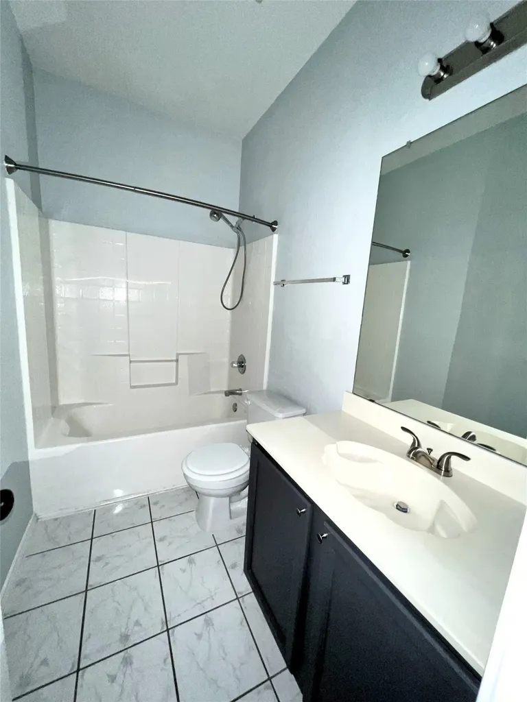 2809 Newport Avenue Denton TX 76209