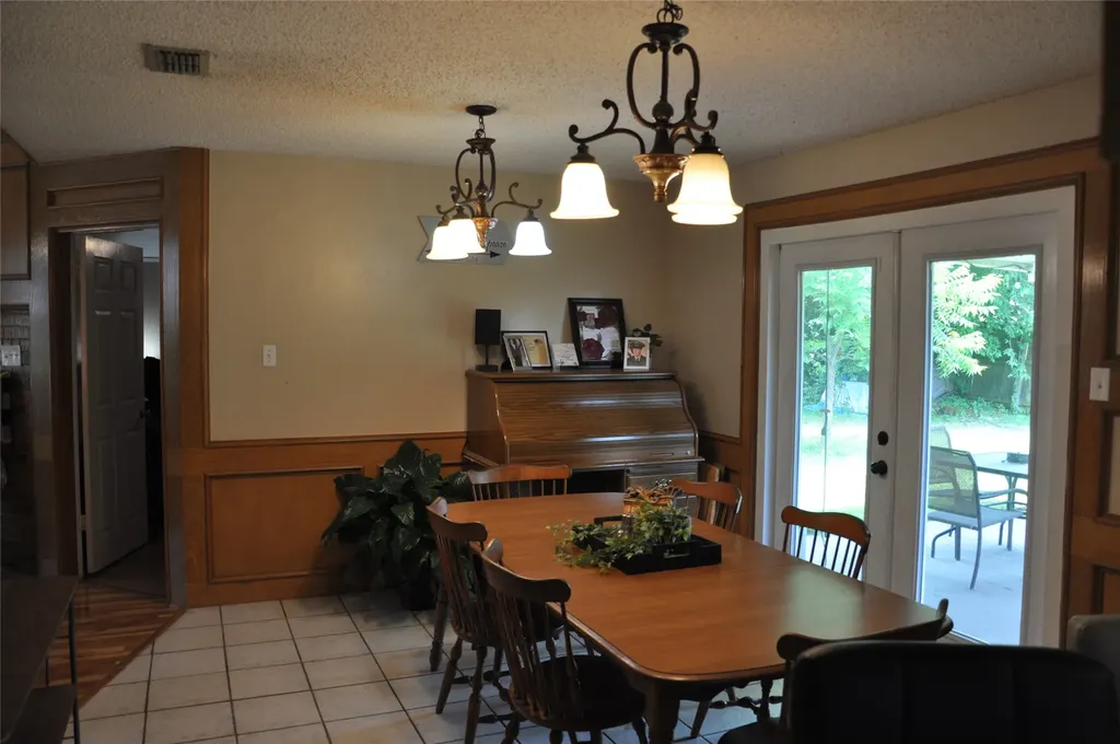 1021 Markeda Sulphur Springs TX 75482