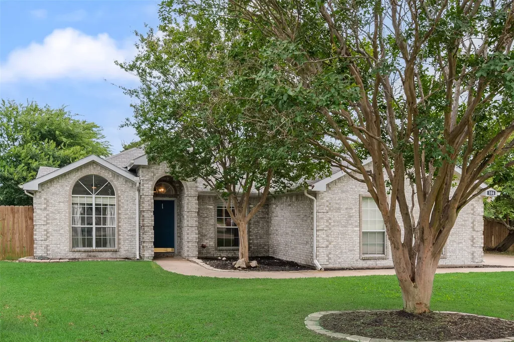 104 Bent Creek Court Waxahachie TX 75165
