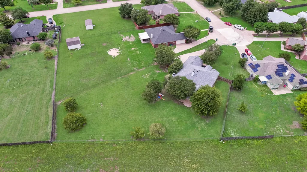 104 Bent Creek Court Waxahachie TX 75165