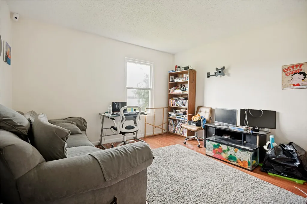 8105 Montecito Drive Denton TX 76210