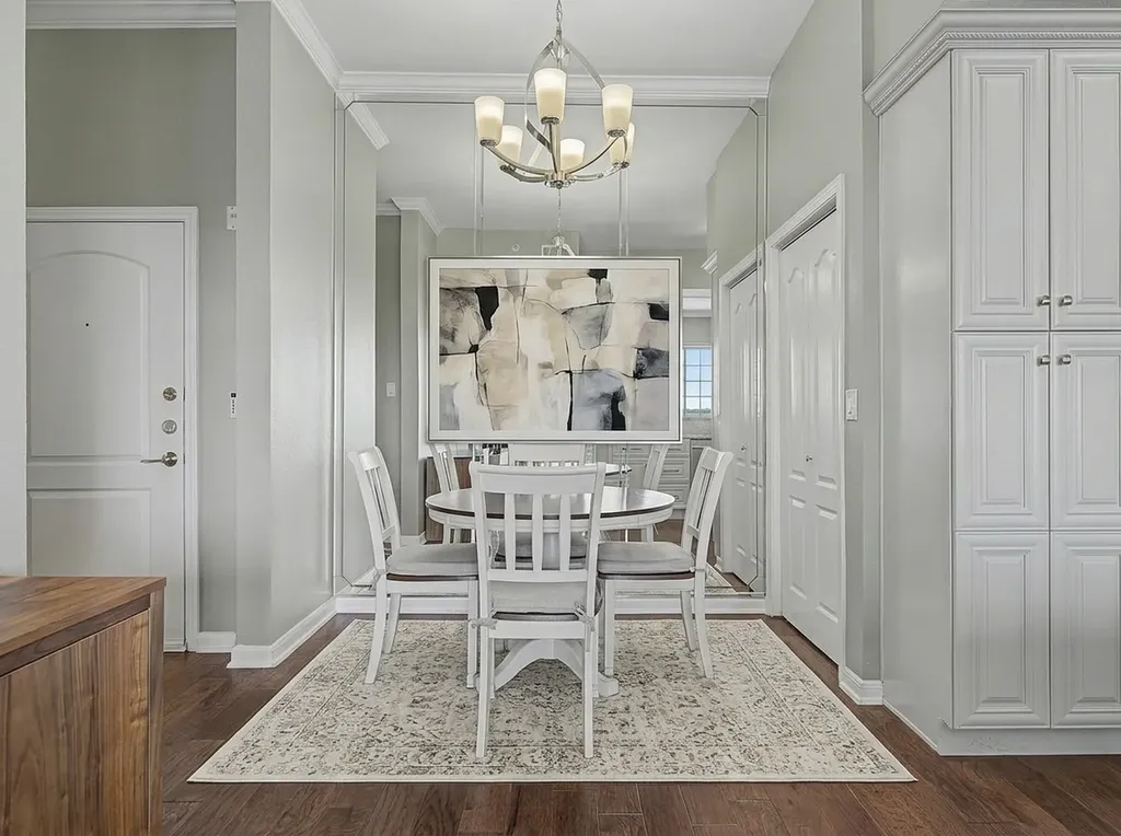 3225 Turtle Creek Boulevard Dallas TX 75219