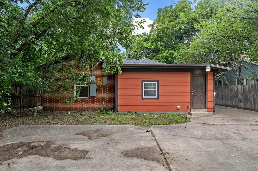2608 Mcferrin Avenue Waco TX 76708