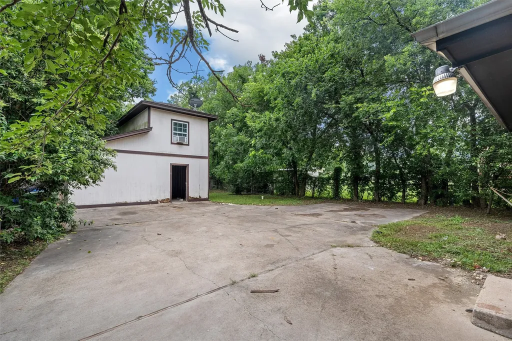 2608 Mcferrin Avenue Waco TX 76708