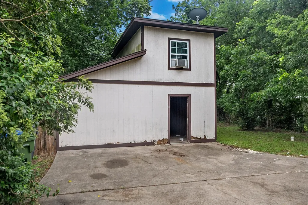 2608 Mcferrin Avenue Waco TX 76708