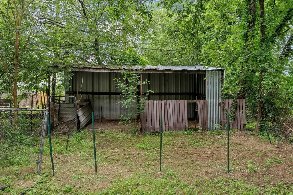 2608 Mcferrin Avenue Waco TX 76708