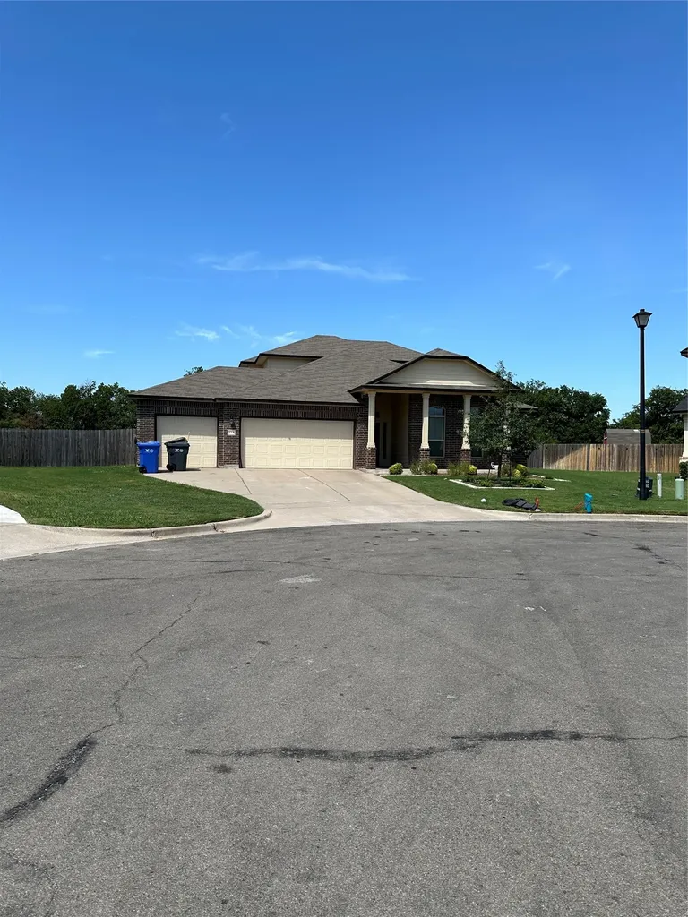 5301 Flatiron Drive Waco TX 76708