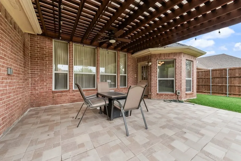 6634 Shell Flower Lane Dallas TX 75252