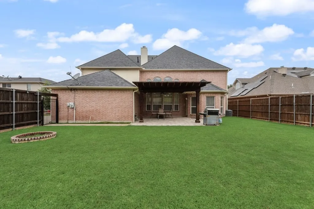 6634 Shell Flower Lane Dallas TX 75252