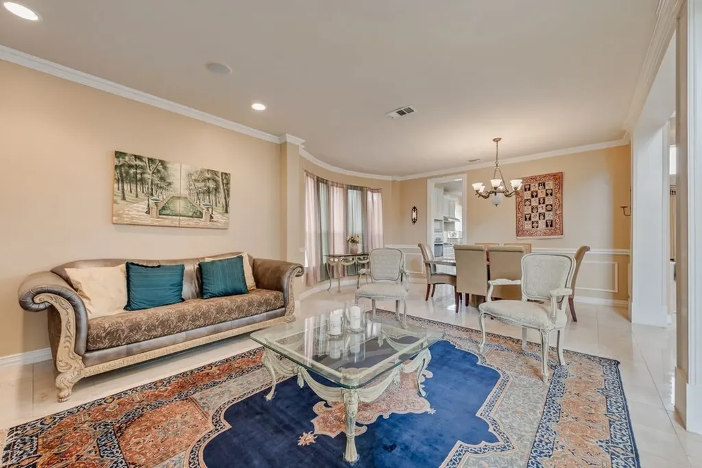 6634 Shell Flower Lane Dallas TX 75252