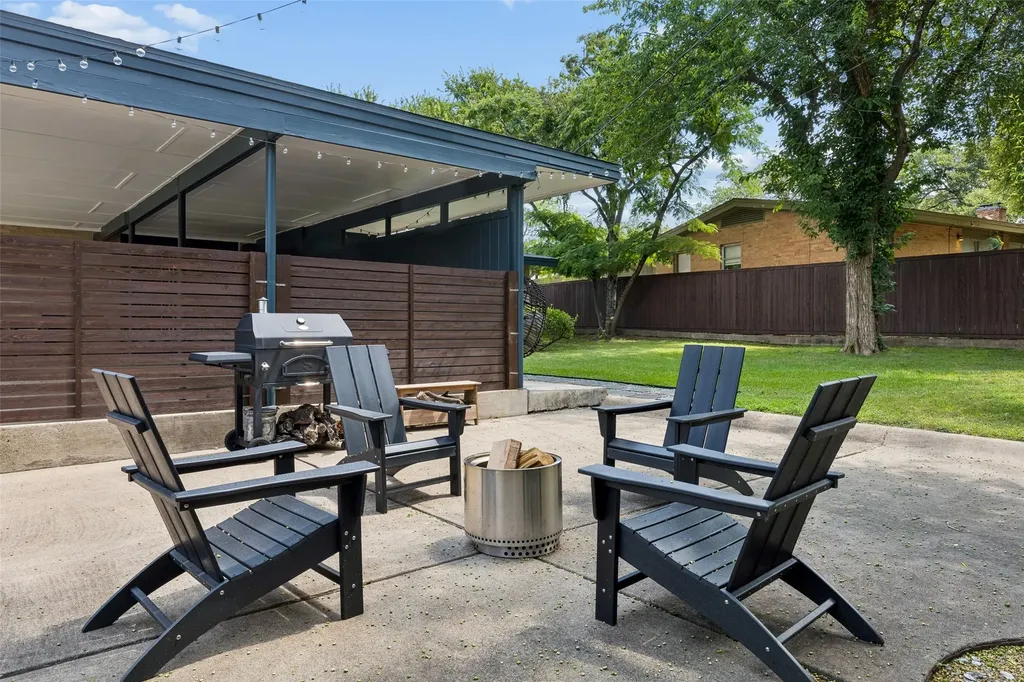 11008 Quail Run Street Dallas TX 75238