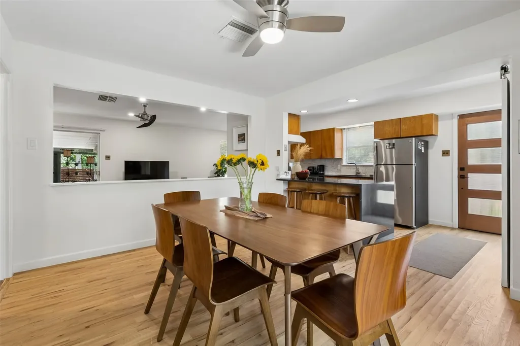 11008 Quail Run Street Dallas TX 75238