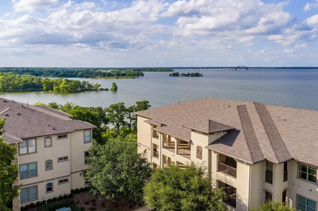 500 Waters Edge Drive Lake Dallas TX 75065