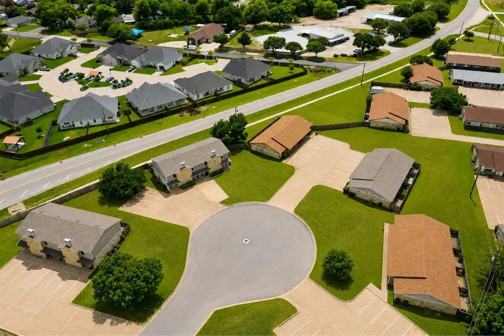 1411 Courtney Place Cleburne TX 76033