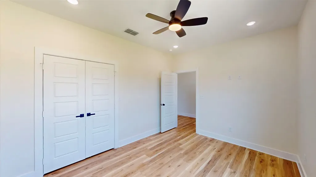 207 Sides Boulevard Bullard TX 75757