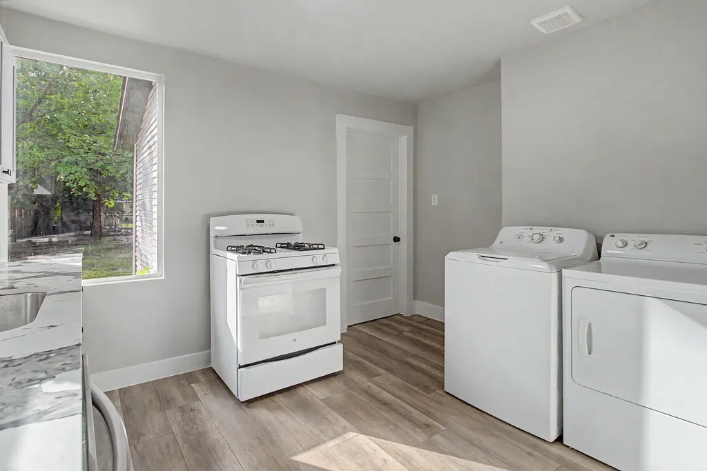 2643 Marburg Street Dallas TX 75215