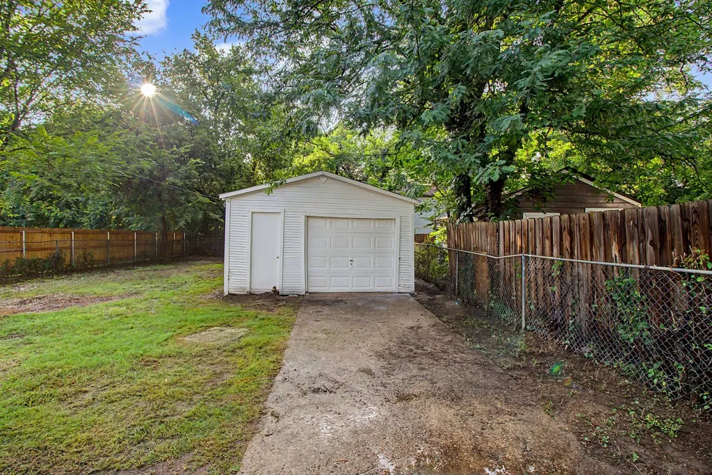 2643 Marburg Street Dallas TX 75215