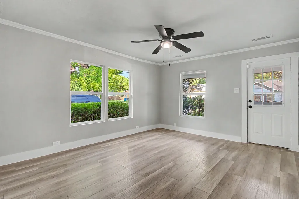 2643 Marburg Street Dallas TX 75215
