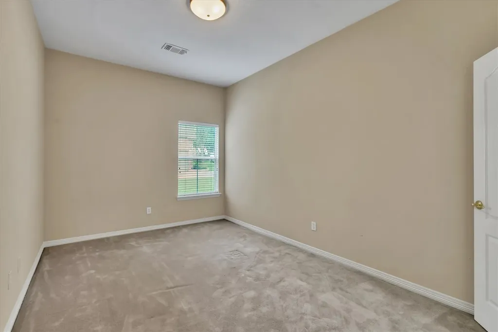 1918 Bridgestone Drive Corinth TX 76210