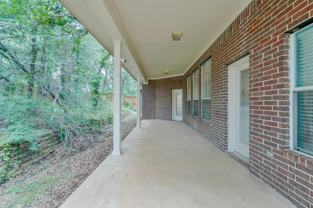 1918 Bridgestone Drive Corinth TX 76210