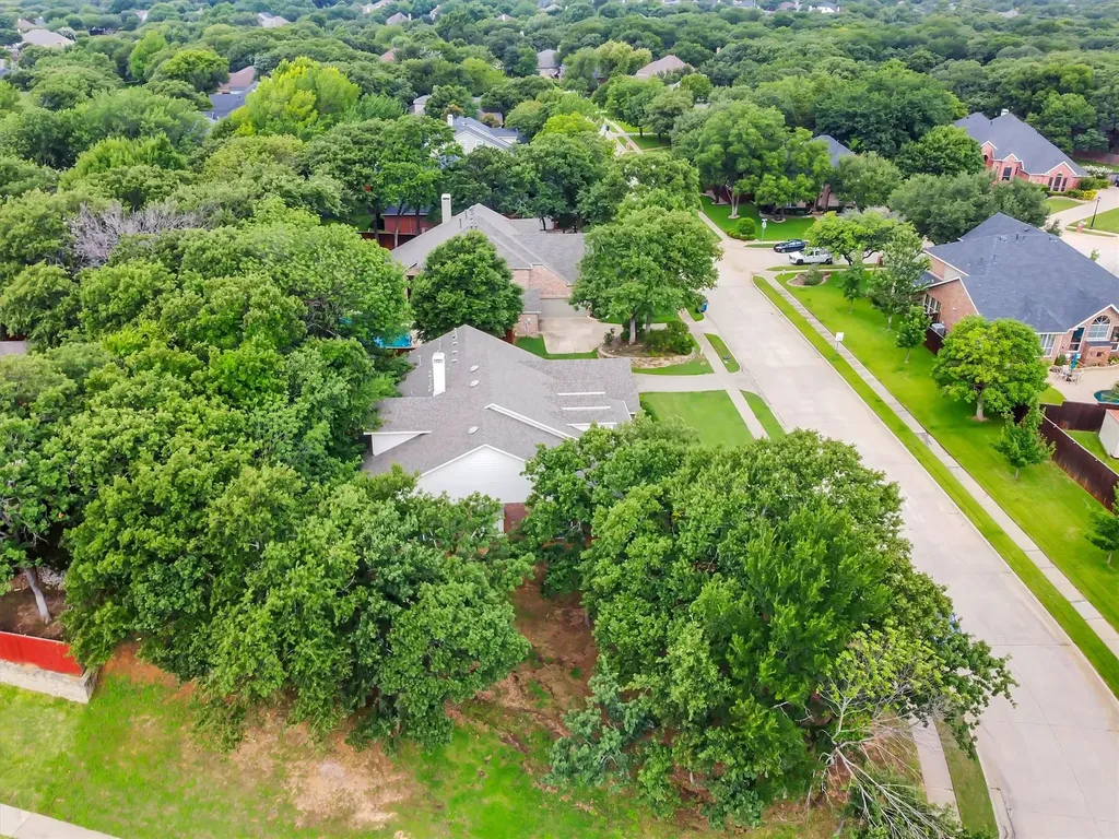 1918 Bridgestone Drive Corinth TX 76210