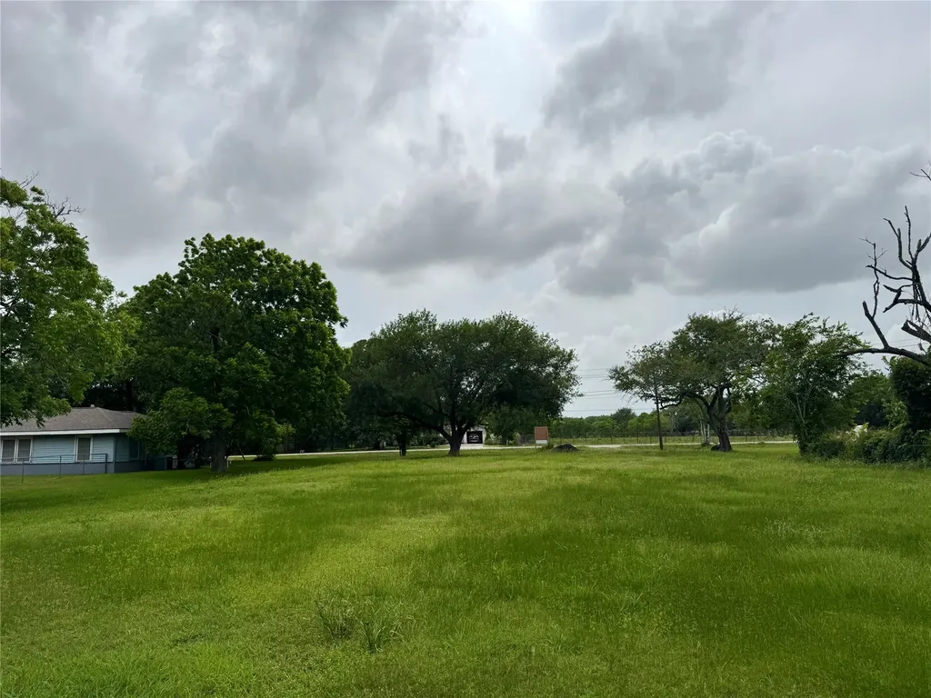000 John Martin Road Baytown TX 77521