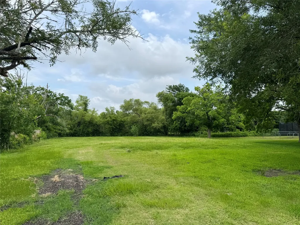 000 John Martin Road Baytown TX 77521