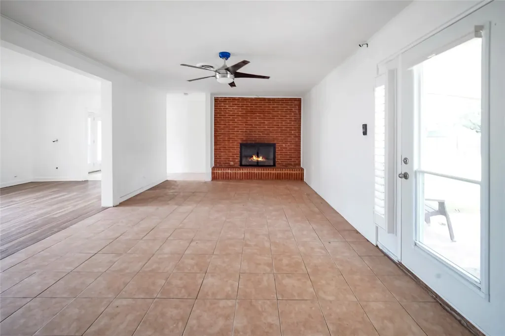 281 Oak Ridge Street Jacksboro TX 76458