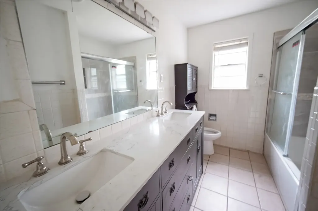 281 Oak Ridge Street Jacksboro TX 76458