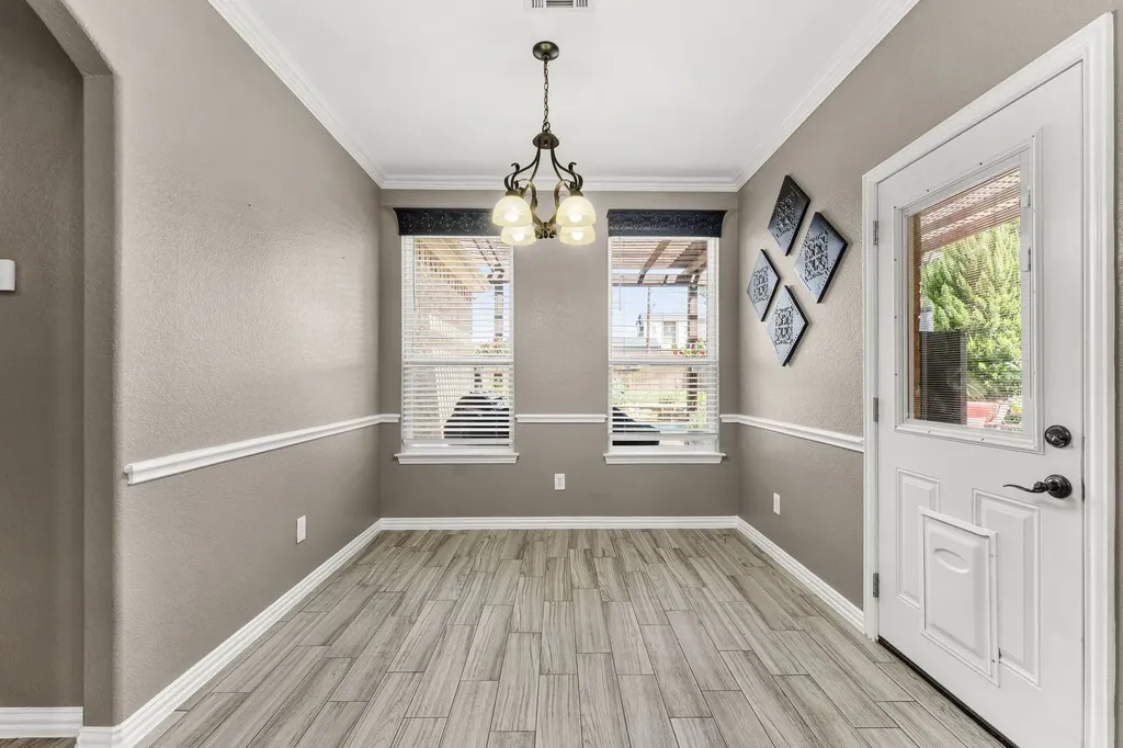 5540 Plata Lane Benbrook TX 76126