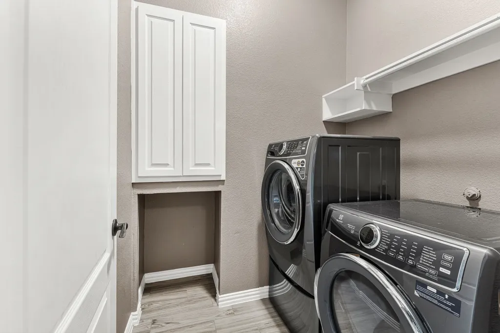 5540 Plata Lane Benbrook TX 76126