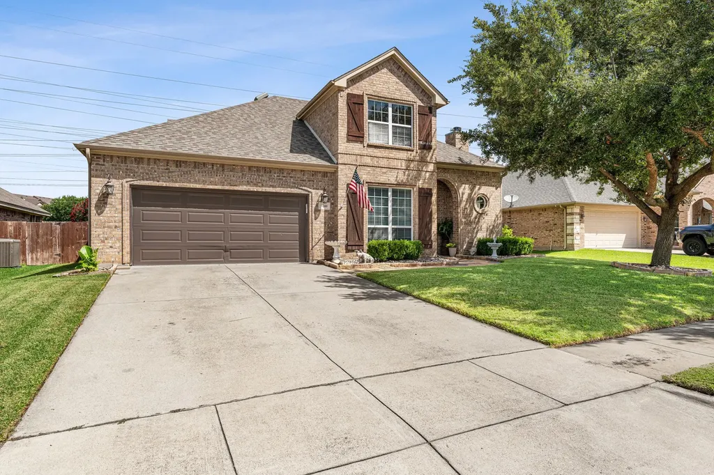 5540 Plata Lane Benbrook TX 76126