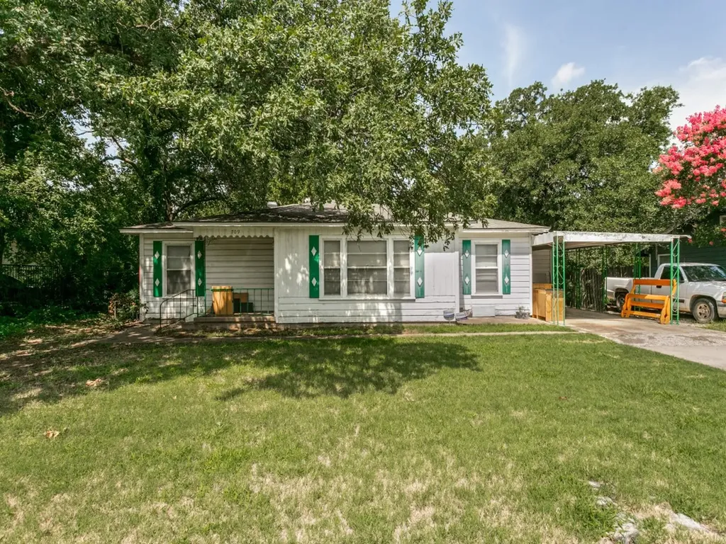 709 Mulkey Lane Denton TX 76209