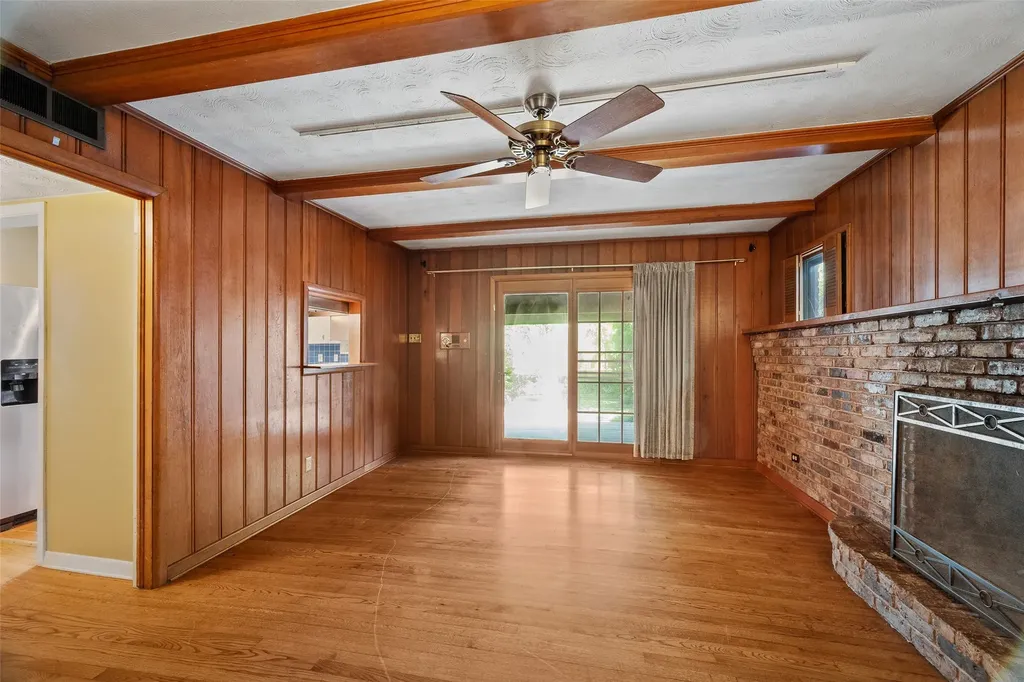 7735 Deer Trail Drive Dallas TX 75238