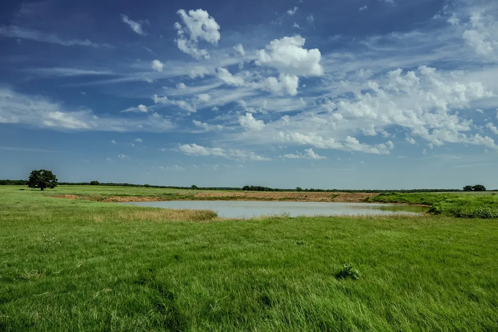 001 W Pleasant Valley Road Henrietta TX 76230